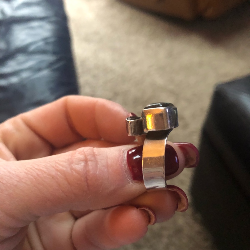 Beautiful Silver Stone Ring. - image 2